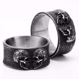 Bague Têtes de Mort Complices Acier Noir Texturé