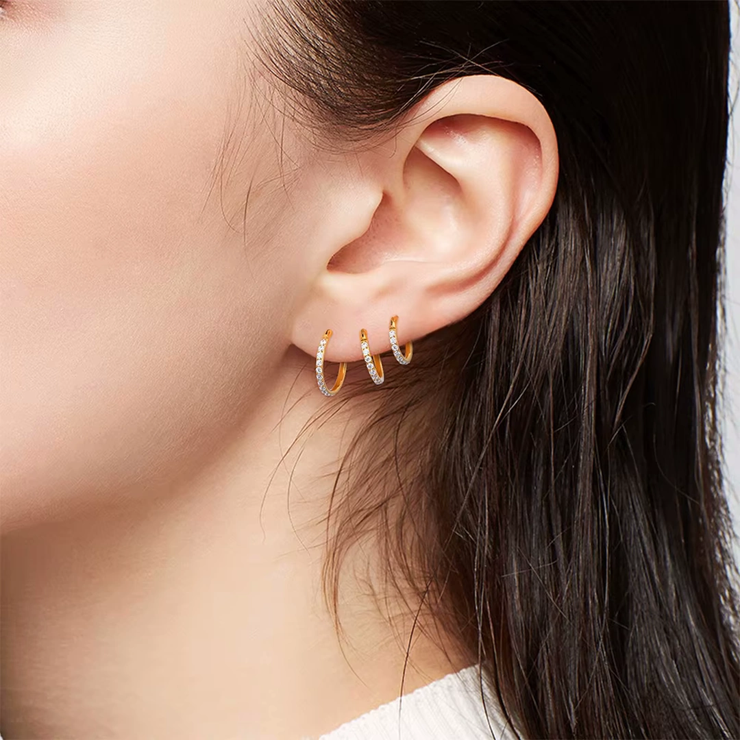 Anneau Clicker en Titane Serti de Zirconiums – 8 à 12 mm – Image 3