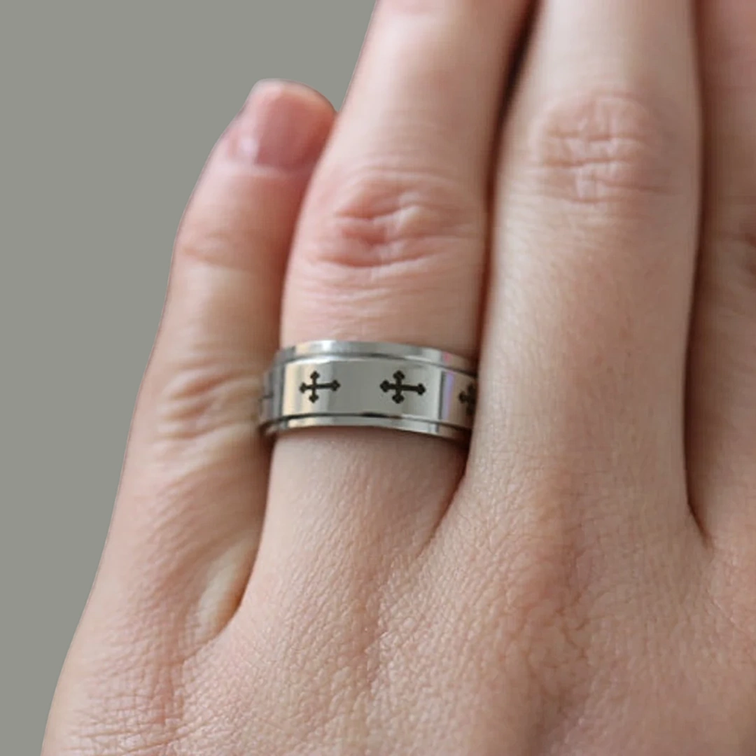 Bague Rotative Anti-Stress à Croix Gothiques en Acier 316L – Image 3