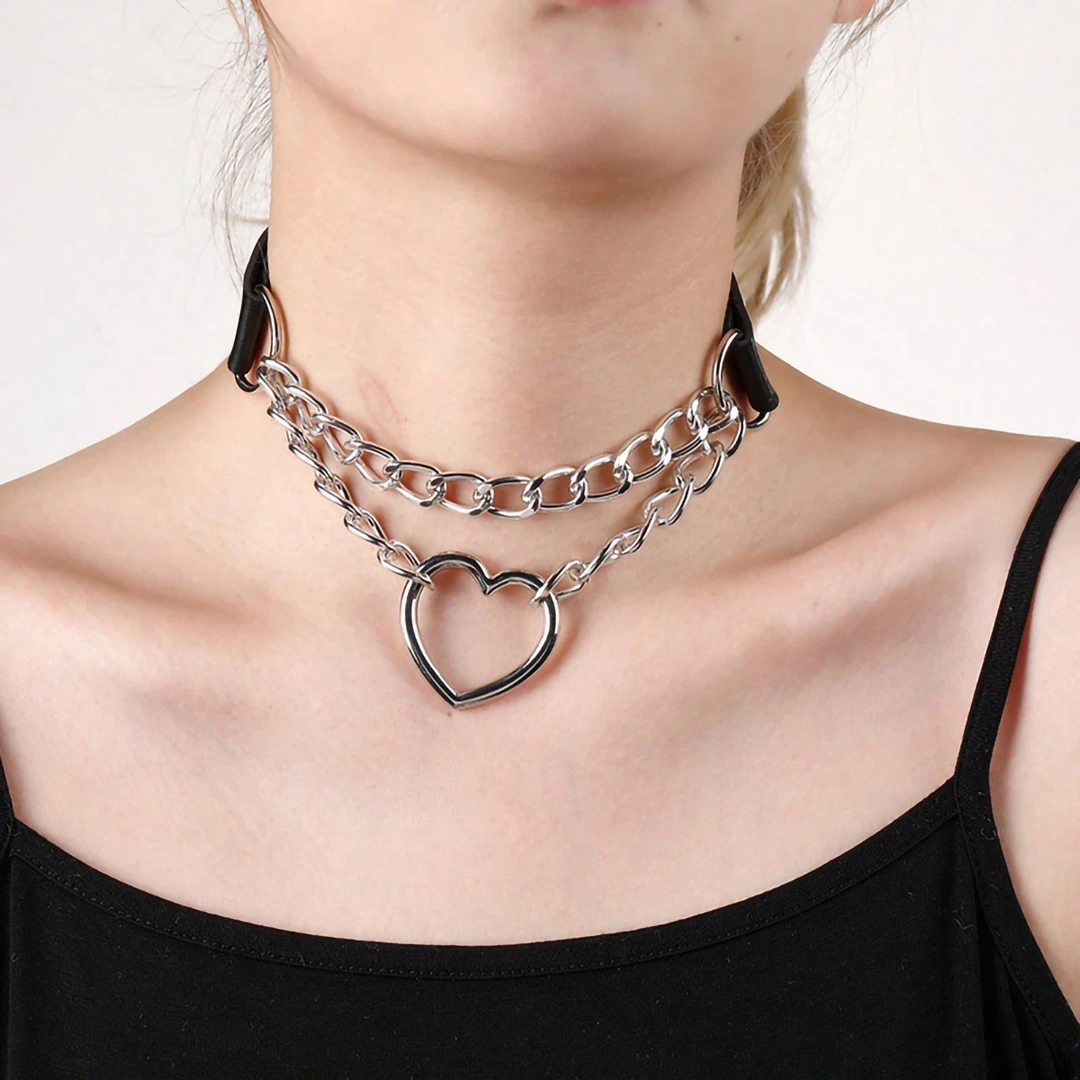 Collier Choker Cuir Noir Cœur & Chaînes Style Gothique Punk – Image 2