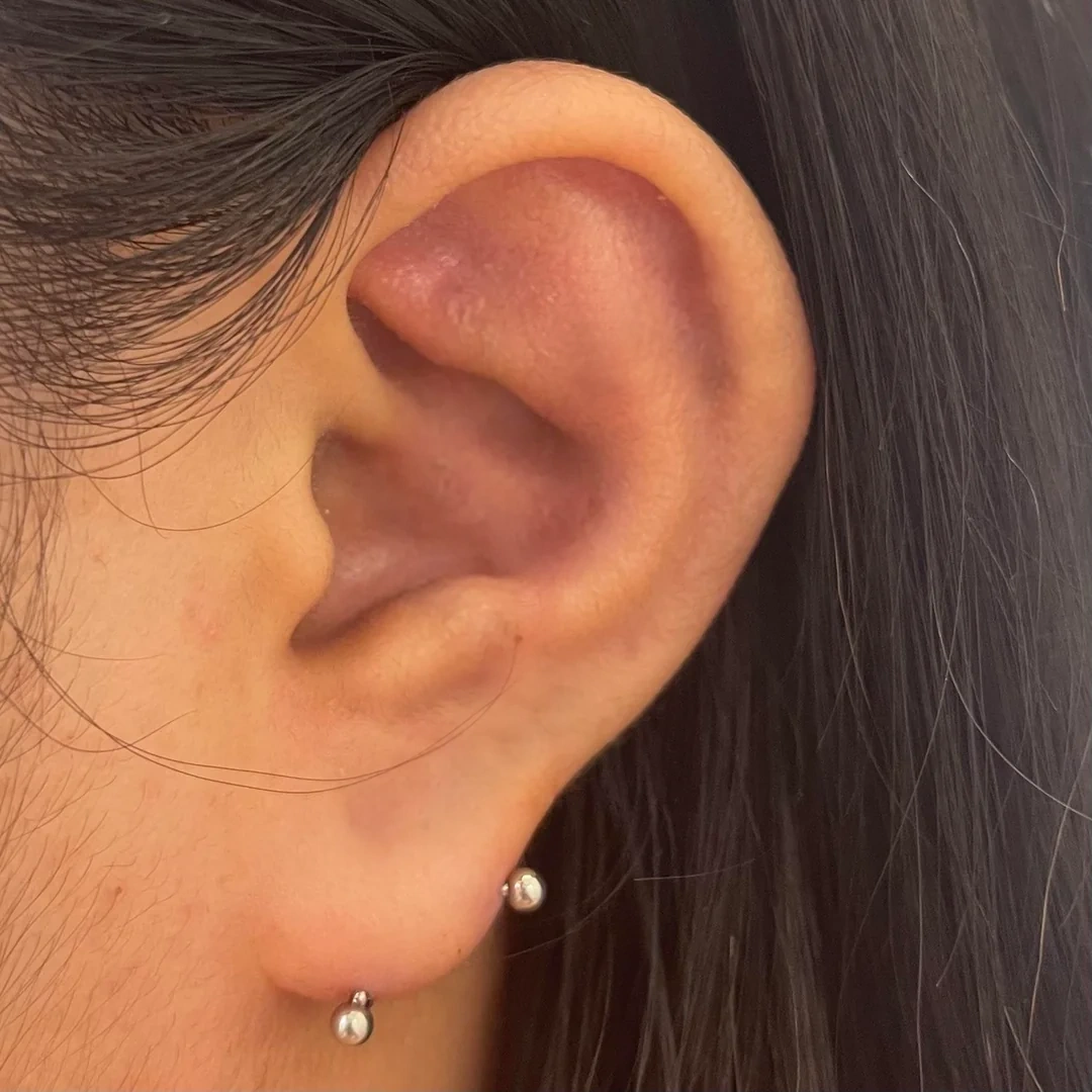 Piercing Banane 18 mm pour Snake Eyes ou Lobe Transversal – Image 6