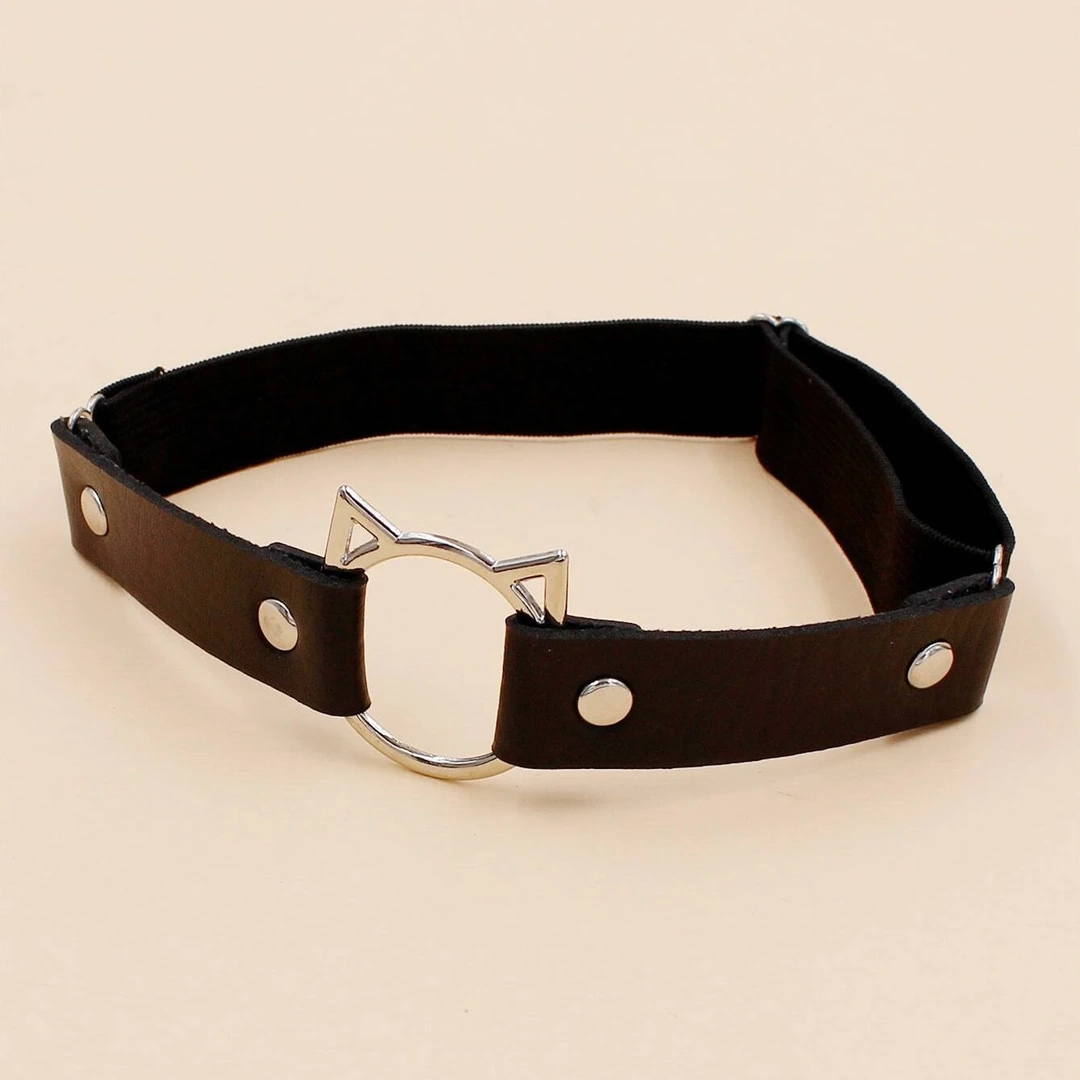 Jarretière en Cuir Noir avec Tête de Chat Métallique – Image 4