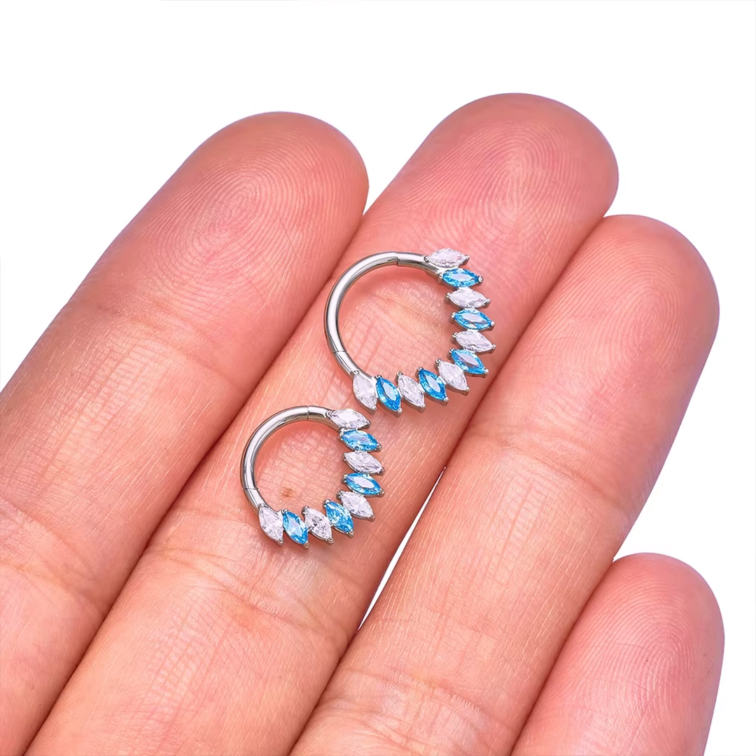 Clicker Titane orné de Zirconiums Taille Marquise Bicolores – Image 6