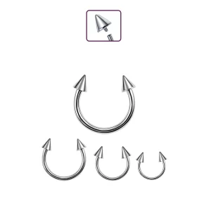 Piercing Fer À Cheval en Titane orné de Spikes