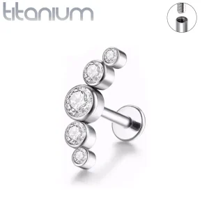 Piercing Labret Titane à 5 Zircons en Arc Lumineux