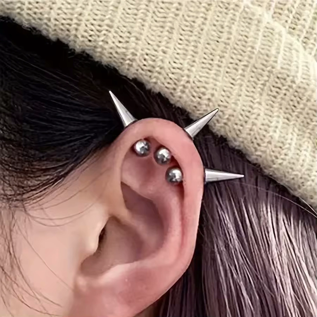 Piercing Punk Barbell à Spike pour Cartilage & Labret Central – Image 4