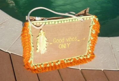 Sac toile de jute « good vibes only »