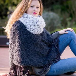 Poncho polaire à franges