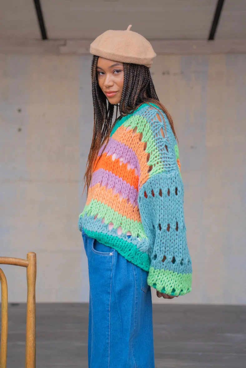 Pull douceur bohème manches boules – Image 3