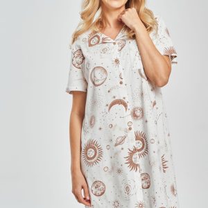 Chemise de nuit blanche