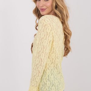 Blouse en dentelle jaune