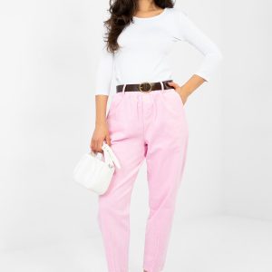 Pantalon en velours côtelé rosé