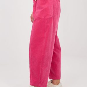 Pantalon en velours côtelé rosé