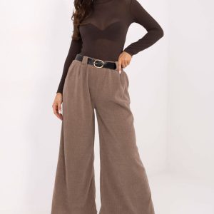 Pantalon en velours côtelé beige