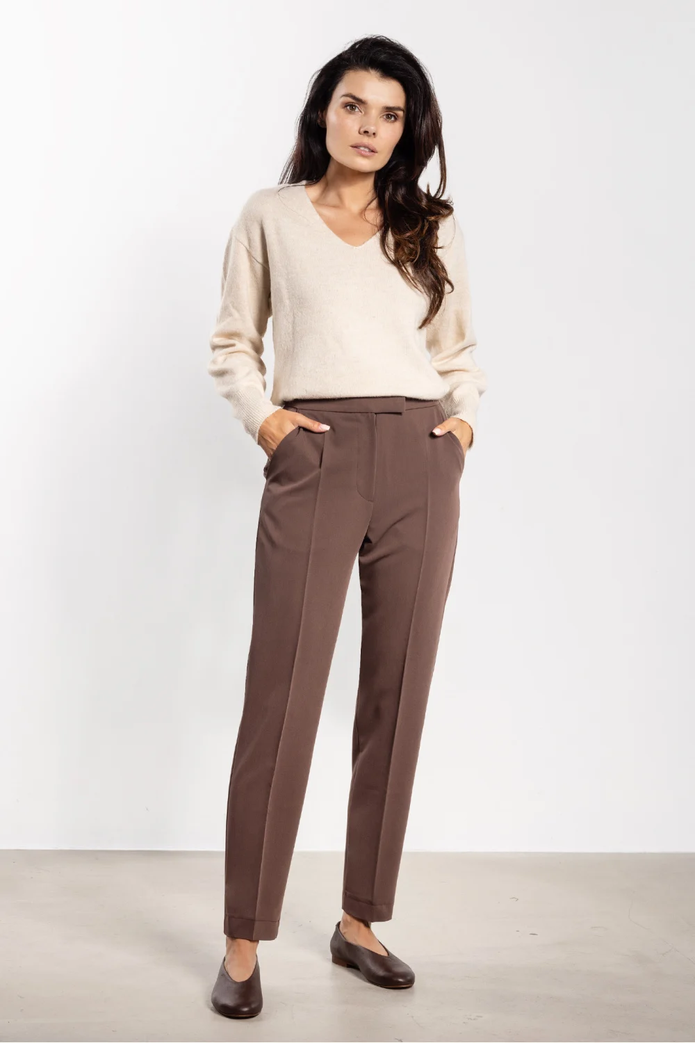 Pantalon femme brun – Image 2